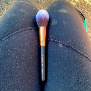 MOTD A Perfect 10 makeup make up brush blending contour blush brush